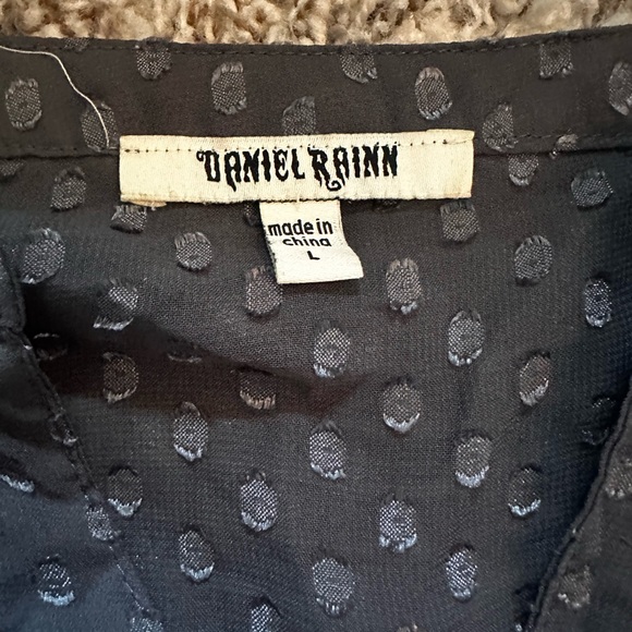 Daniel Rainn Black and Gray Patterned Blouse - Picture 2 of 2